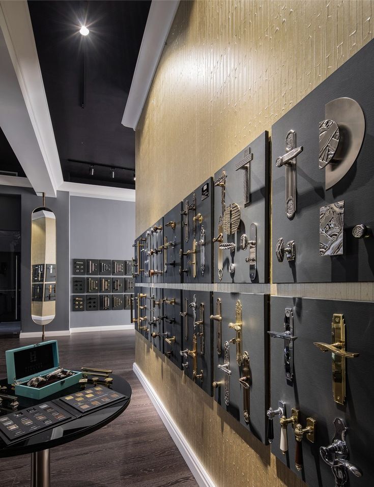Cabinet Hardware